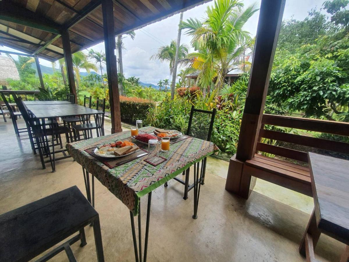 Le Cocotier Hotel Ban Cho Lae Bagian luar foto
